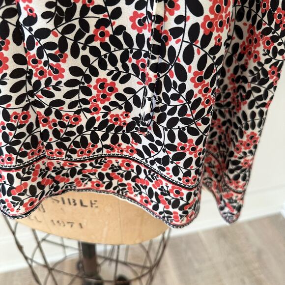 MAX STUDIO | Women’s Flutter Sleeve Top Faux Tie Multicolor Floral Blouse NEW XL - Picture 8 of 9